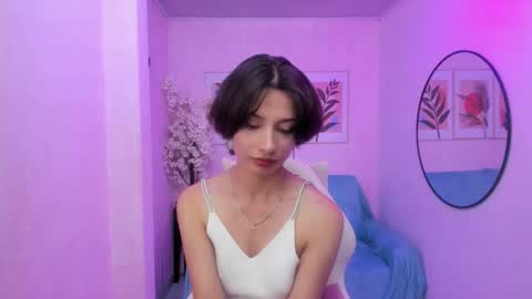 Azaka  online show from February 10, 3:42 pm