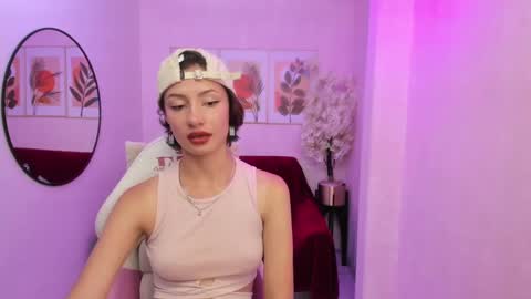 Azaka  online show from February 25, 3:27 pm