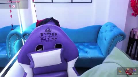 Azaka  online show from February 12, 12:33 pm