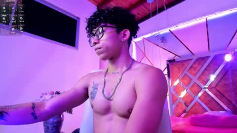 akazaboy online show from March 12, 10:37 am