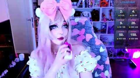 Aki online show from February 26, 12:09 am