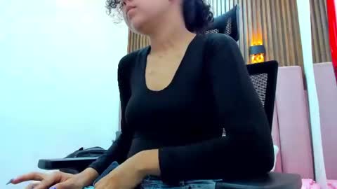 Snapshot of akirahayami chatting on June 30, 12:50 pm AkiraHayami online show from June 30, 12:50 pm
