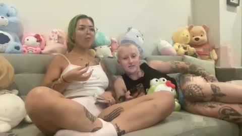 Akira Zay online show from February 23, 9:39 am