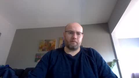 akpchi1984 online show from April 8, 7:58 pm