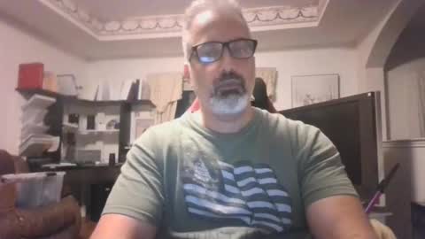 aladdin31673 online show from November 20, 2:12 am