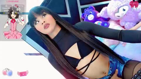 alahia_daboin online show from November 10, 6:56 am