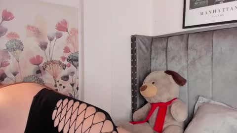 Alaia Carter online show from February 25, 4:44 am