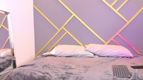 alaia_colins online show from January 30, 1:21 pm