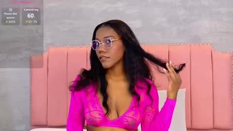 alaia_colins online show from January 13, 3:34 am