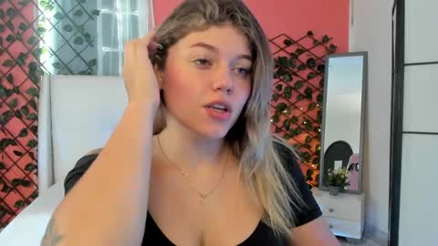 Alaia online show from April 3, 12:47 pm