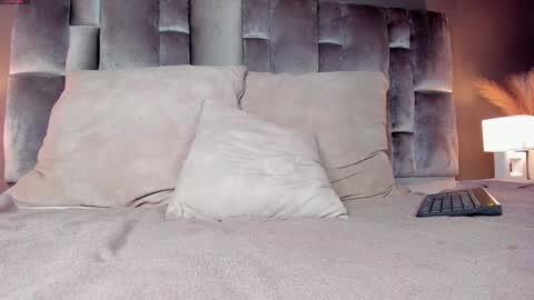  Alaia  online show from February 7, 2:37 pm