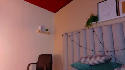  Alaia  online show from January 13, 11:37 am