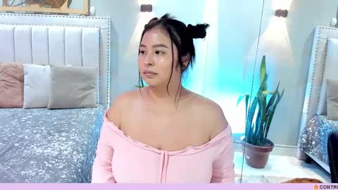     online show from October 7, 7:11 pm