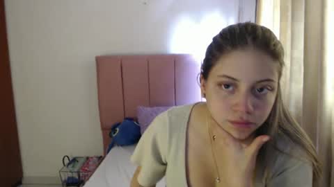 alaina_blessed online show from October 8, 7:22 pm