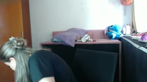 alaina_blessed online show from February 9, 8:02 pm