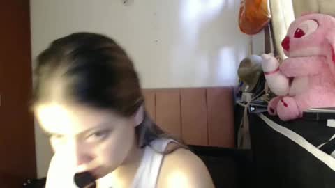 Snapshot of alaina_blessed chatting on March 27, 10:20 pm alaina_blessed online show from March 27, 10:20 pm