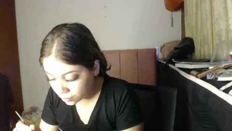 Snapshot of alaina_blessed chatting on April 28, 12:53 am alaina_blessed online show from April 28, 12:53 am