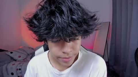 Snapshot of alan18n chatting on February 28, 10:33 pm alan18n online show from February 28, 10:33 pm