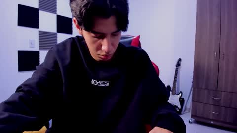 Snapshot of alan_boy01 chatting on September 20, 12:06 pm Alan Boy online show from September 20, 12:06 pm