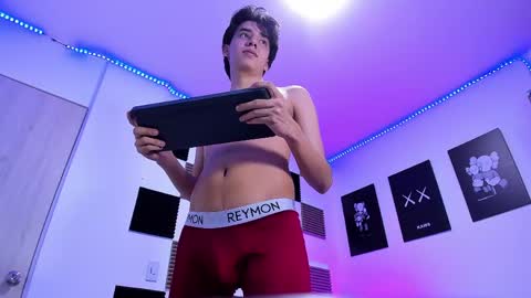 Alan Boy online show from April 11, 1:32 am