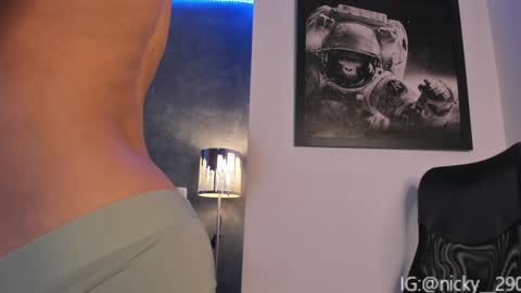 alan_morrys online show from December 9, 3:50 am