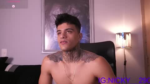 alan_morrys online show from March 6, 1:24 am