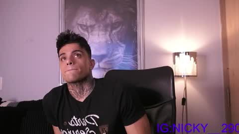 alan_morrys online show from April 4, 1:04 am