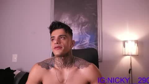 alan_morrys online show from April 11, 2:27 am