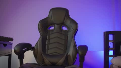 Alan online show from December 3, 6:54 am