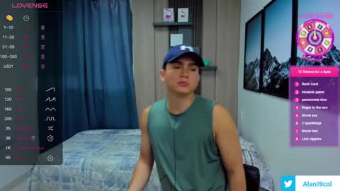 Snapshot of alan_nd_kevin chatting on January 27, 11:32 am Alan  Kevin can we reach 100 thumbs up please guys  online show from January 27, 11:32 am