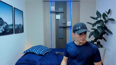 Alan  Kevin can we reach 100 thumbs up please guys  online show from January 13, 7:08 pm