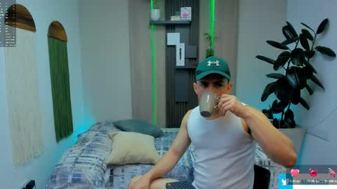 Alan  Kevin can we reach 100 thumbs up please guys  online show from April 19, 12:04 pm