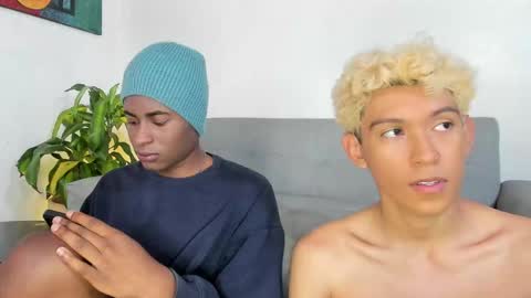 Alan and Criss - WE JUST FRIENDS WITH BENEFITS BOTH VERS online show from December 6, 9:46 pm