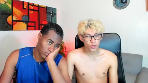 Alan and Criss - WE JUST FRIENDS WITH BENEFITS BOTH VERS online show from January 11, 4:59 am