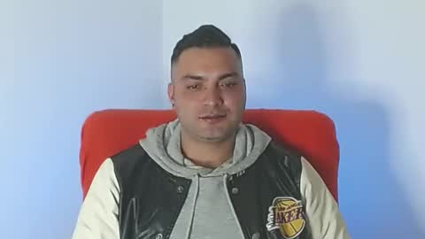 Snapshot of alan_smith973071 chatting on October 24, 7:05 am alan_smith973071 online show from October 24, 7:05 am