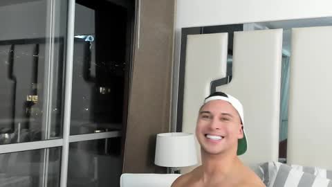 Alan Vidal online show from February 20, 2:40 am