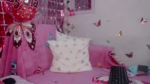 Snapshot of alana_2024 chatting on October 29, 3:03 pm Working hours pm to am every day online show from October 29, 3:03 pm