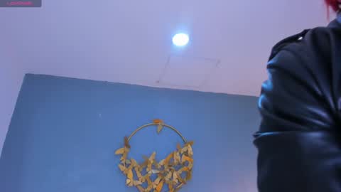 alana_2916 online show from December 3, 1:21 pm