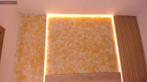 alana_2916 online show from January 13, 11:59 am