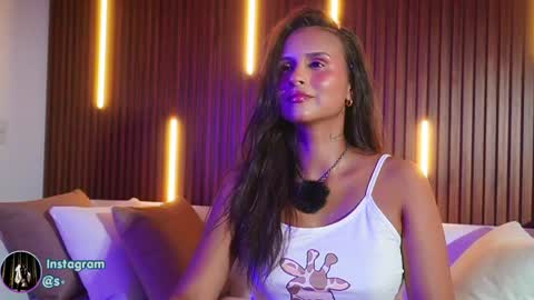 Snapshot of alana_haze chatting on May 5, 2:52 am Alana online show from May 5, 2:52 am