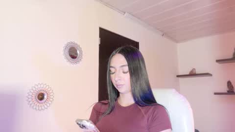 Maeve  online show from December 16, 11:37 am