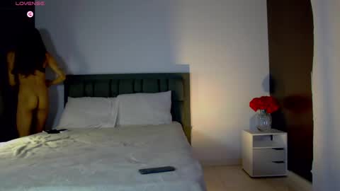 Snapshot of alana_sofia_ chatting on April 25, 2:25 pm Alana Tobias online show from April 25, 2:25 pm