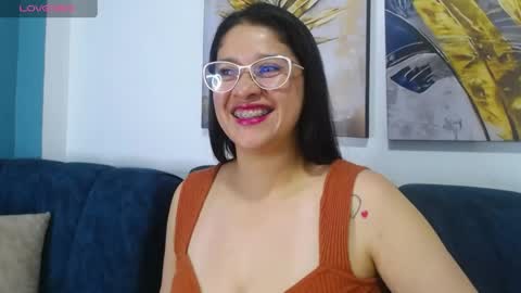 Snapshot of alana_steel_1 chatting on May 1, 12:10 pm Alana online show from May 1, 12:10 pm