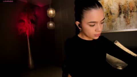 Alana online show from September 12, 11:54 am