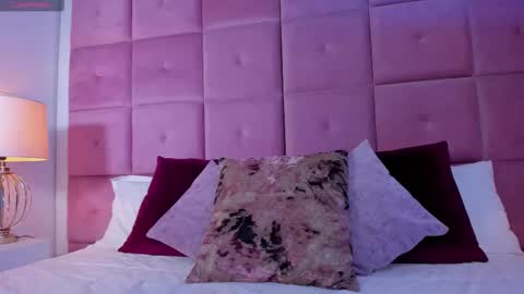 alanah_connors online show from October 28, 2:31 pm