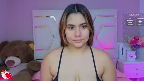 alanarousse_ online show from July 21, 12:18 pm