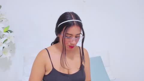  Alana Whitte  online show from January 11, 2:11 pm