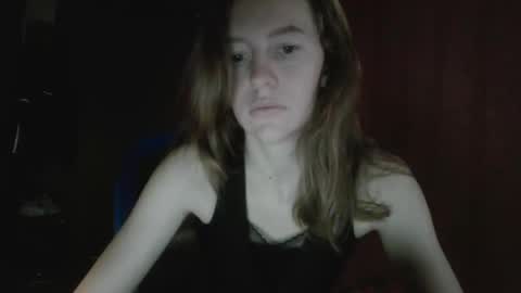 Snapshot of alane26 chatting on October 30, 5:53 am Elisa online show from October 30, 5:53 am