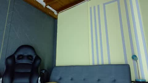 Snapshot of alanferrer chatting on April 25, 10:29 am Alan Ferrer online show from April 25, 10:29 am