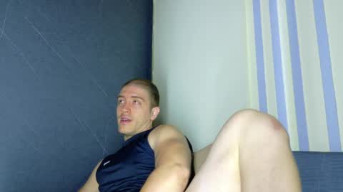 Snapshot of alanferrer chatting on April 28, 10:20 am Alan Ferrer online show from April 28, 10:20 am
